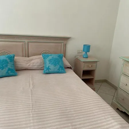 度假居 Casa Giulia 圣特奥多罗